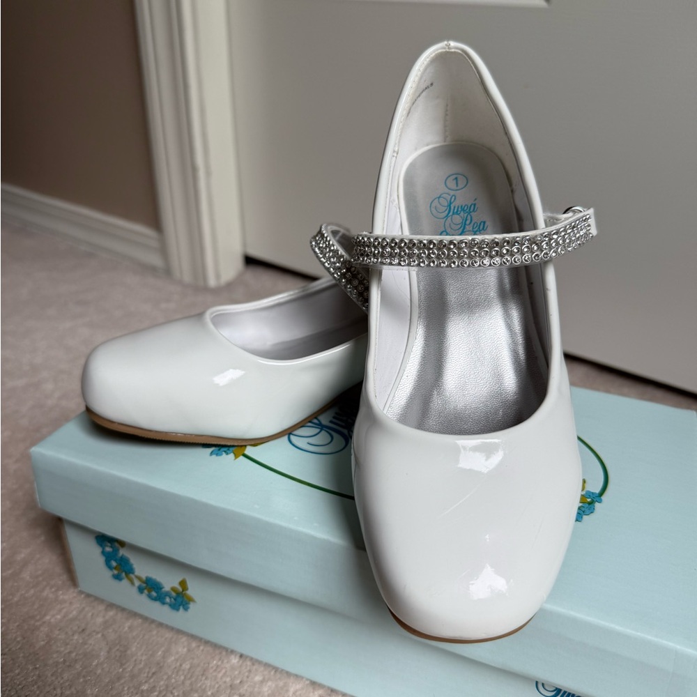 Swea Pea and Lilli White Dress Shoes